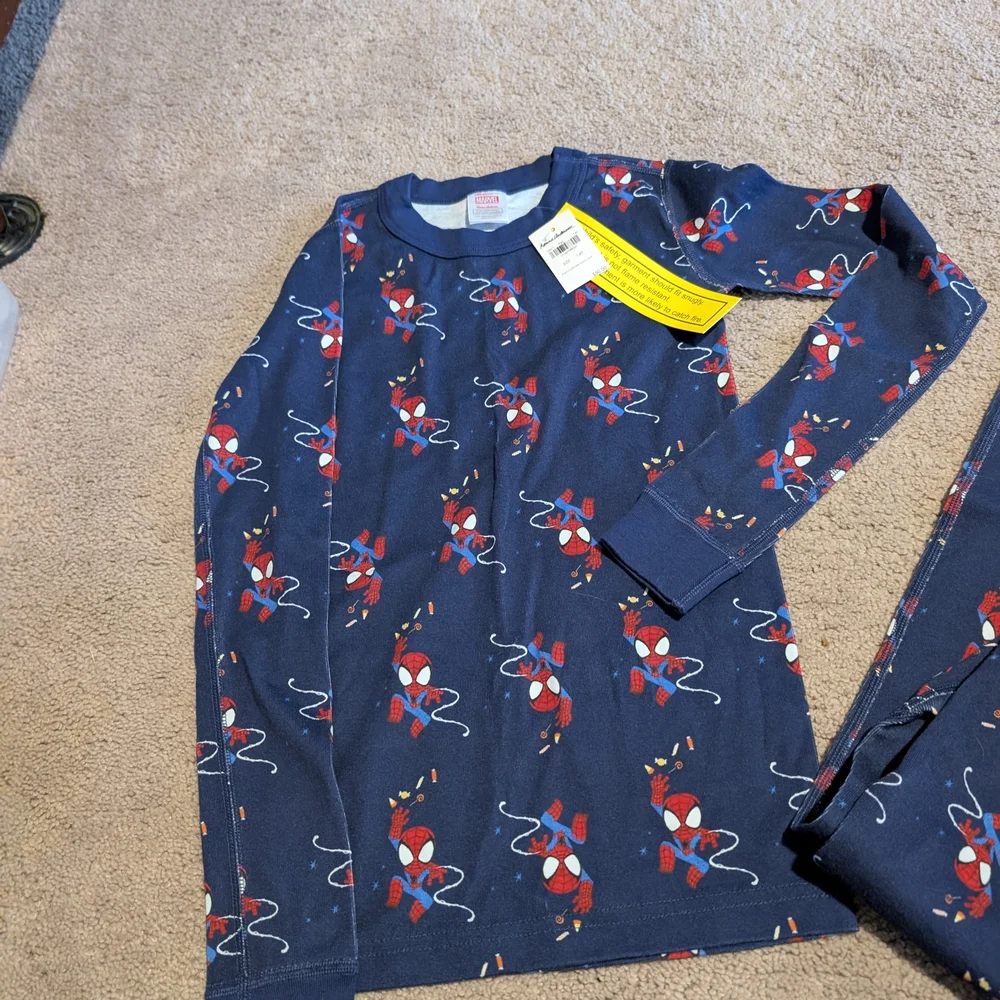 New! HA Kids Navy Blue Spiderman Halloween PJs (140/10)